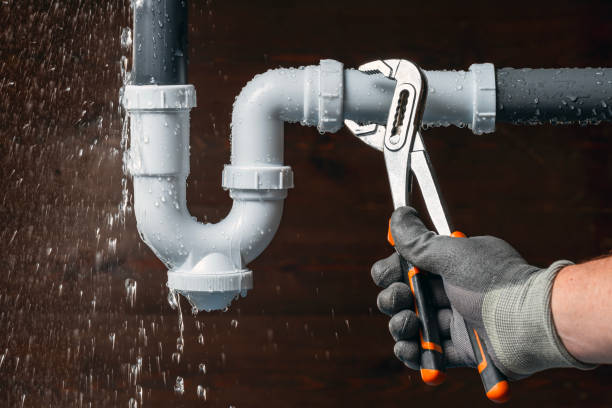 Professional Pipe Repair technician working in Kiln, MS